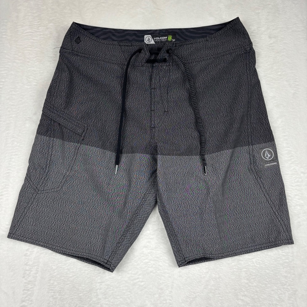 Volcom Mod-Tech Board Shorts Mens 30 Grey Black Repreve Swim Trunks Cargo CA6-20
